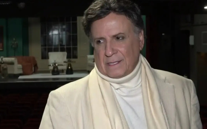 «Μου πρότειναν 13 ακόμη επεισόδια με πολλά λεφτά» – Η αλήθεια για το «Καφέ της Χαράς» και το «Κωνσταντίνου και Ελένης»