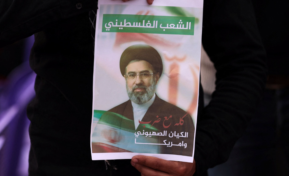 Νέες φήμες για την υγεία του Μοτζτάμπα Χαμενεΐ - «Βρίσκεται στη Μόσχα για να υποβληθεί σε χειρουργείο»