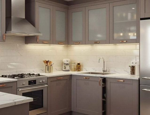 Οκτώ αντικείμενα που πρέπει να πετάξετε από την κουζίνα