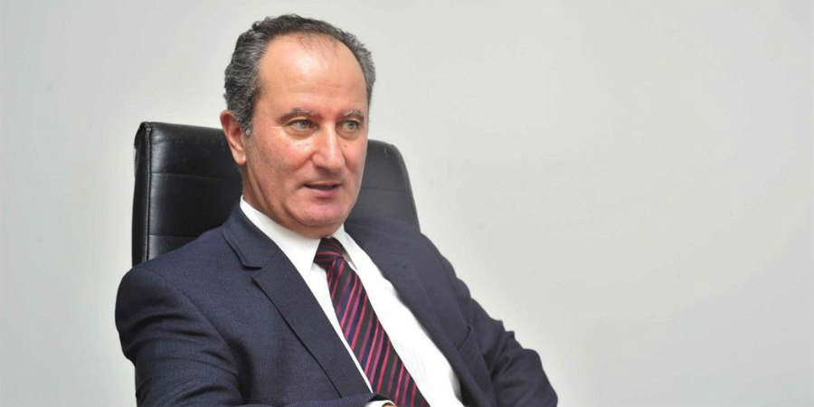 &Mu;&alpha;&lambda;ά&sigmaf;: &laquo;&Omicron; &epsilon;&mu;&beta;&omicron;&lambda;&iota;&alpha;&sigma;&mu;ό&sigmaf; &kappa;&alpha;&tau;ά &alpha;&phi;&theta;ώ&delta;&omicron;&upsilon;&sigmaf; έ&chi;&epsilon;&iota; &alpha;&pi;&omicron;&delta;ώ&sigma;&epsilon;&iota;&raquo; - &Sigma;&upsilon;&nu;&alpha;&nu;&tau;ά&tau;&alpha;&iota; &mu;&epsilon; &kappa;&tau;&eta;&nu;&omicron;&tau;&rho;ό&phi;&omicron;&upsilon;&sigmaf;