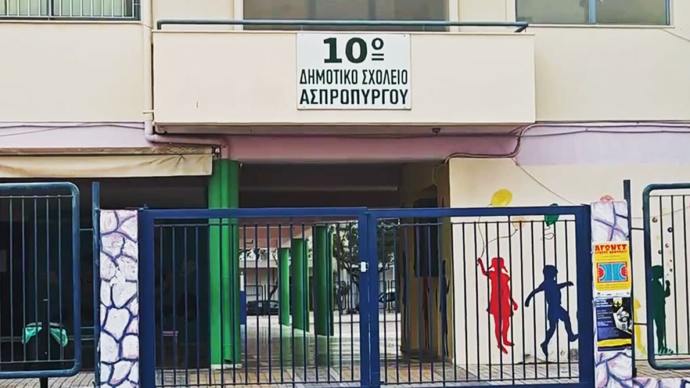 Θρήνος στον Ασπρόπυργο για τον θάνατο της 10χρονης στο σχολείο της – Έκλαιγαν οι δάσκαλοι, κατέρρευσε ο πατέρας