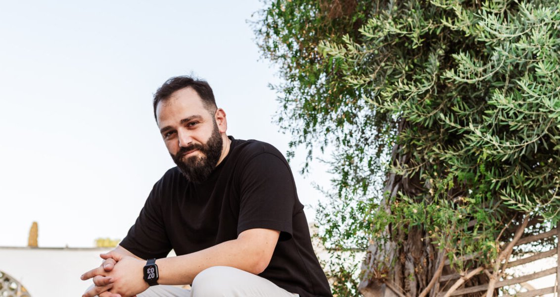 Πάσχα στη Σκαρίνου: Κέφι και γλέντι με τον Στέφανο Πελεκάνη - Λεπτομέρειες