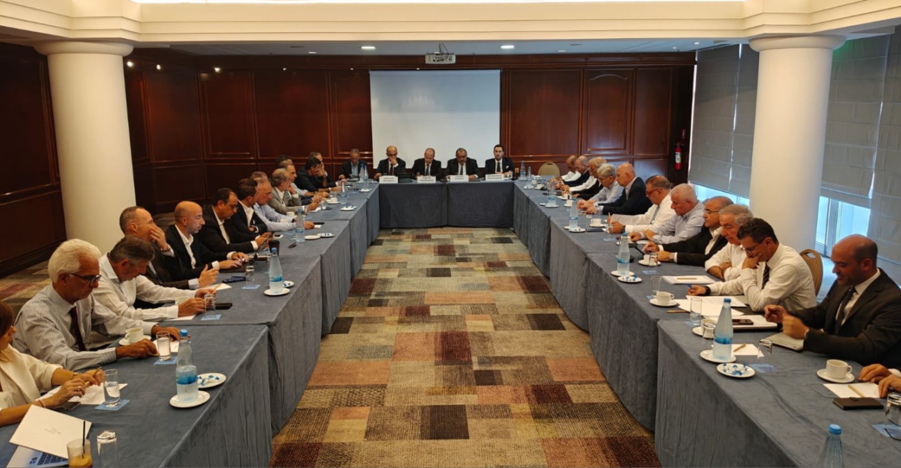 ΟΕΒ και ΚΕΒΕ ενώνουν για πρώτη φορά δυνάμεις – ΑΤΑ, συντάξεις και φορολογία στο επίκεντρο