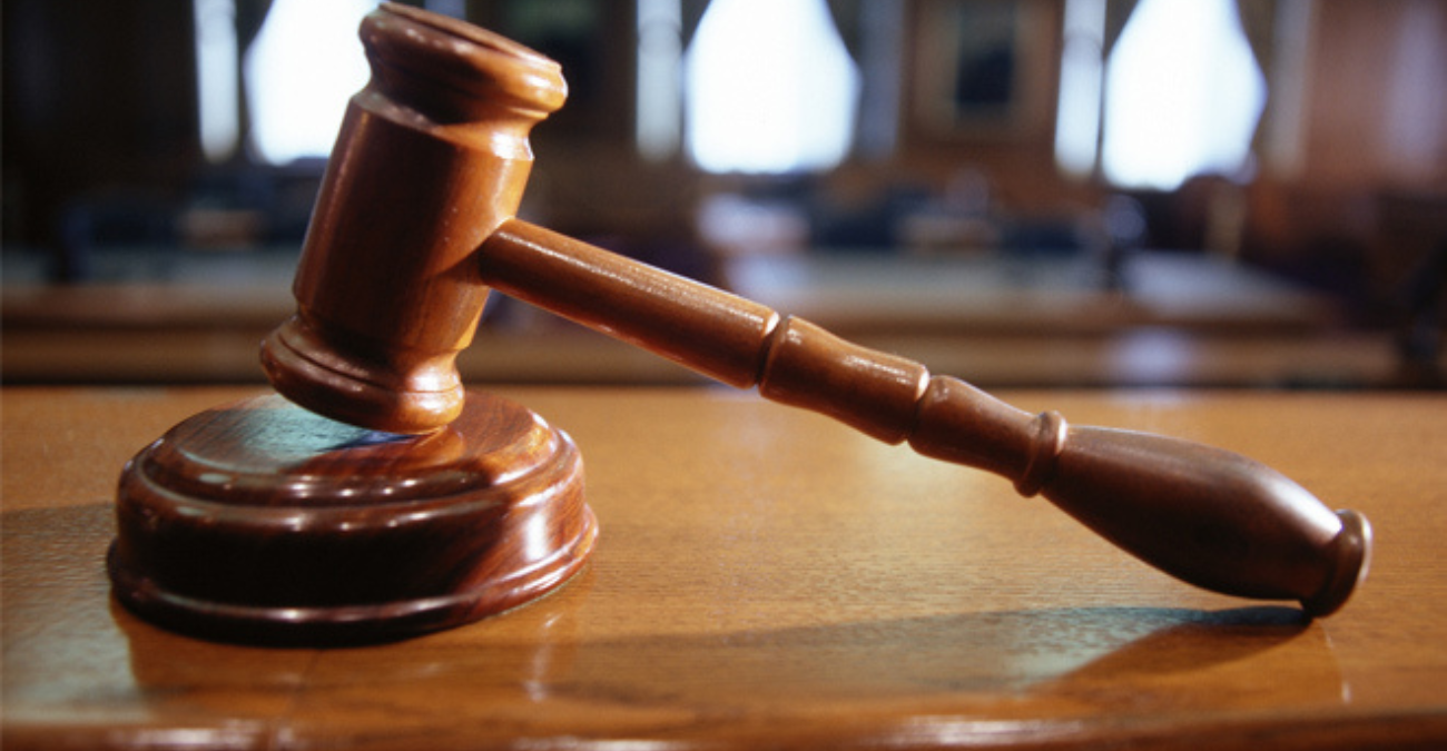 &Upsilon;&pi;ό&theta;&epsilon;&sigma;&eta; 14&chi;&rho;&omicron;&nu;&omicron;&upsilon; &Sigma;&tau;&upsilon;&lambda;&iota;&alpha;&nu;&omicron;ύ: &Sigma;&tau;&omicron; &epsilon;&delta;ώ&lambda;&iota;&omicron; 11 &pi;&rho;ό&sigma;&omega;&pi;&alpha; &ndash; &Kappa;&alpha;&tau;έ&theta;&epsilon;&sigma;&alpha;&nu; &omicron;&iota; &delta;ύ&omicron; &pi;&rho;ώ&tau;&omicron;&iota; &mu;ά&rho;&tau;&upsilon;&rho;&epsilon;&sigmaf; &sigma;&tau;&eta; &delta;ί&kappa;&eta; &mu;&epsilon; &tau;&iota;&sigmaf; 218 &kappa;&alpha;&tau;&eta;&gamma;&omicron;&rho;ί&epsilon;&sigmaf;