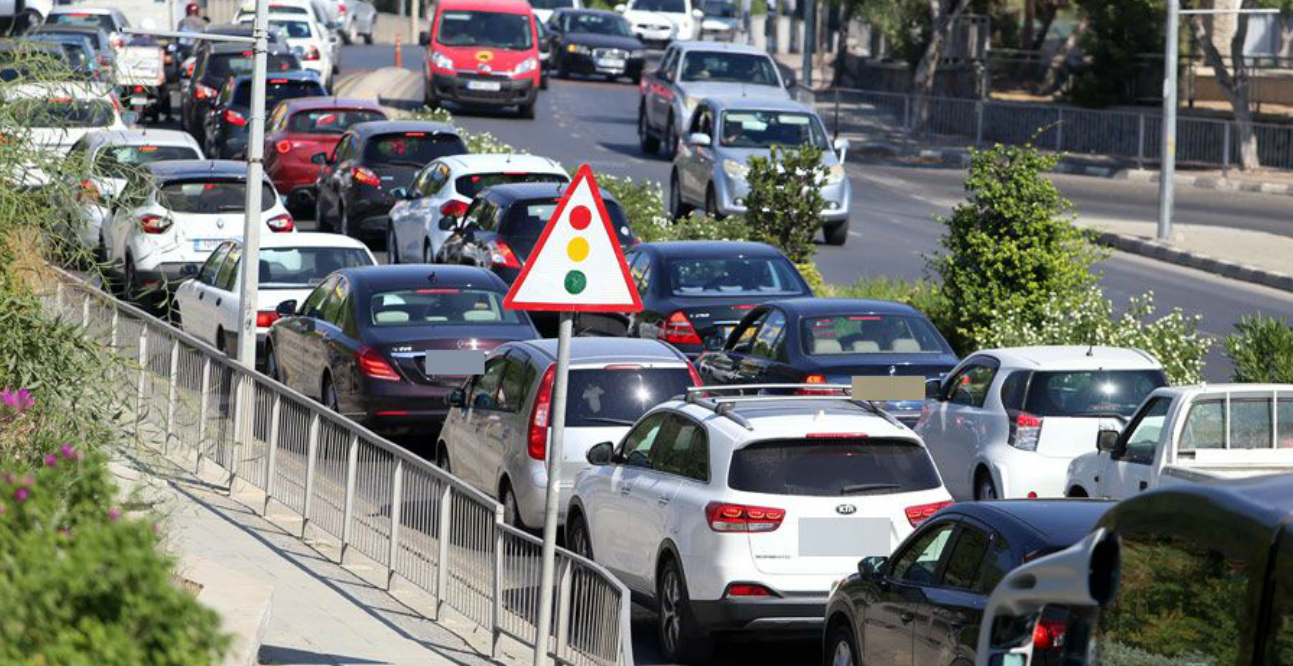 &Pi;ή&zeta;&epsilon;&iota;&sigmaf; &sigma;&tau;&eta;&nu; &kappa;ί&nu;&eta;&sigma;&eta;; Έ&tau;&sigma;&iota; &epsilon;&pi;&iota;&delta;&iota;ώ&kappa;&epsilon;&iota; &alpha;&upsilon;&tau;ό&sigmaf; &omicron; &Delta;ή&mu;&omicron;&sigmaf; &nu;&alpha; &beta;ά&lambda;&epsilon;&iota; &laquo;&phi;&rho;έ&nu;&omicron;&raquo; &sigma;&tau;&eta;&nu; &tau;&alpha;&lambda;&alpha;&iota;&pi;&omega;&rho;ί&alpha; &ndash; &Tau;&iota; &pi;&rho;έ&pi;&epsilon;&iota; &nu;&alpha; &kappa;ά&nu;&omicron;&upsilon;&nu; &omicron;&iota; &delta;&eta;&mu;ό&tau;&epsilon;&sigmaf;