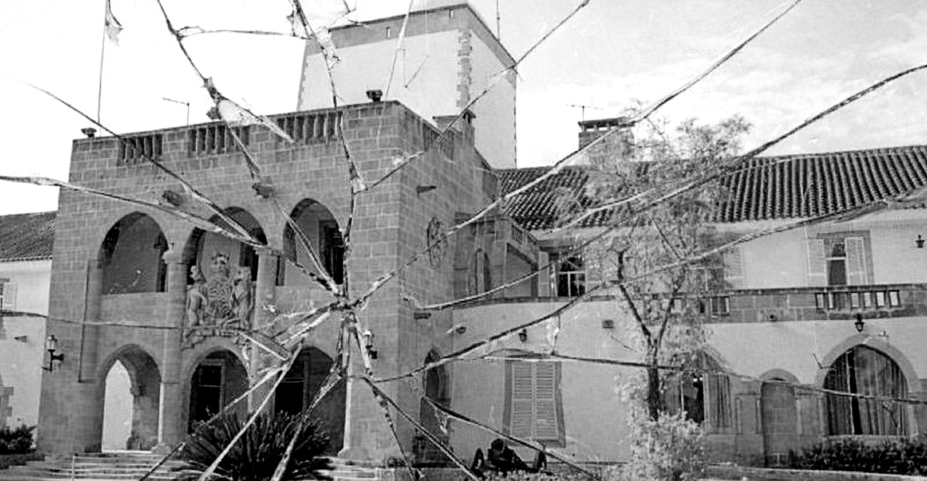 Το βίντεο που «ράγισε» το αφήγημα της διαφάνειας και άφησε το Προεδρικό εκτεθειμένο