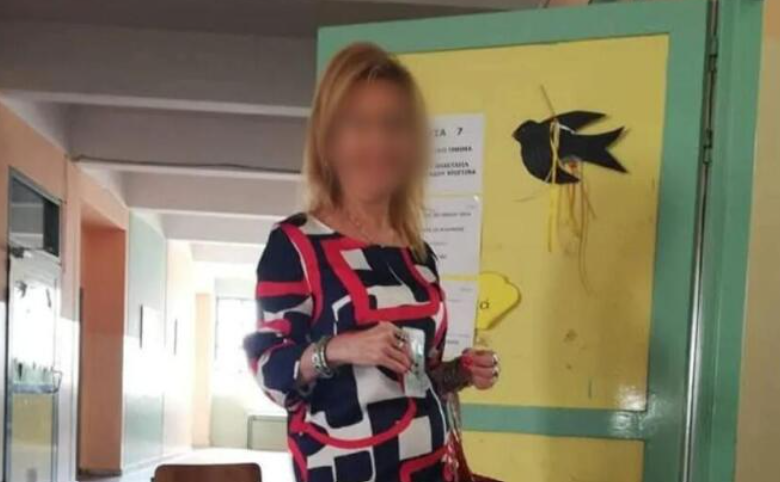 &Sigma;&omicron;&kappa; &mu;&epsilon; &tau;&omicron;&nu; &theta;ά&nu;&alpha;&tau;&omicron; &kappa;&alpha;&theta;&eta;&gamma;ή&tau;&rho;&iota;&alpha;&sigmaf; &sigma;&tau;&eta;&nu; &Theta;&epsilon;&sigma;&sigma;&alpha;&lambda;&omicron;&nu;ί&kappa;&eta;: &Upsilon;&pi;έ&sigma;&tau;&eta; &epsilon;&gamma;&kappa;&epsilon;&phi;&alpha;&lambda;&iota;&kappa;ό &mu;&epsilon;&tau;ά &alpha;&pi;ό bullying - &laquo;&Tau;&eta;&sigmaf; &pi;&epsilon;&tau;&omicron;ύ&sigma;&alpha;&nu; &mu;&pi;&omicron;&upsilon;&kappa;ά&lambda;&iota;&alpha; &kappa;&alpha;&iota; &beta;&iota;&beta;&lambda;ί&alpha;&raquo;