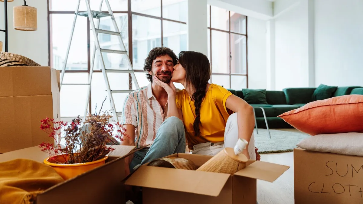 &Alpha;&nu;&eta;&sigma;&upsilon;&chi;&epsilon;ί&tau;&epsilon; &gamma;&iota;&alpha; &tau;&omicron; &mu;έ&lambda;&lambda;&omicron;&nu;; &Eta; &kappa;ί&nu;&eta;&sigma;&eta; &pi;&omicron;&upsilon; &pi;&rho;&omicron;&phi;&upsilon;&lambda;ά&sigma;&sigma;&epsilon;&iota; &alpha;&pi;ό &omicron;&iota;&kappa;&omicron;&nu;&omicron;&mu;&iota;&kappa;ά &alpha;&delta;&iota;έ&xi;&omicron;&delta;&alpha;