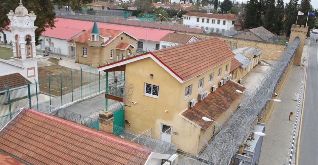 Πώς 300.000 απόρρητα έγγραφα κατέληξαν στο σπίτι δεσμοφύλακα
