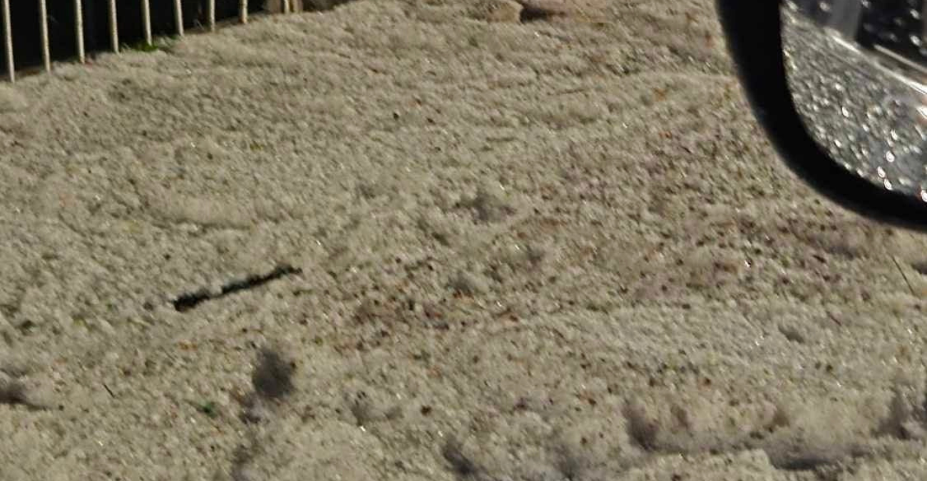 Video: Άσπρισαν οι δρόμοι σε διάφορες περιοχές