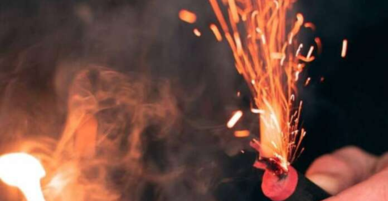 Ανήλικος τραυματίστηκε στην παλάμη από κροτίδα - Είχαν μαζευτεί σε σχολείο με άλλα πρόσωπα