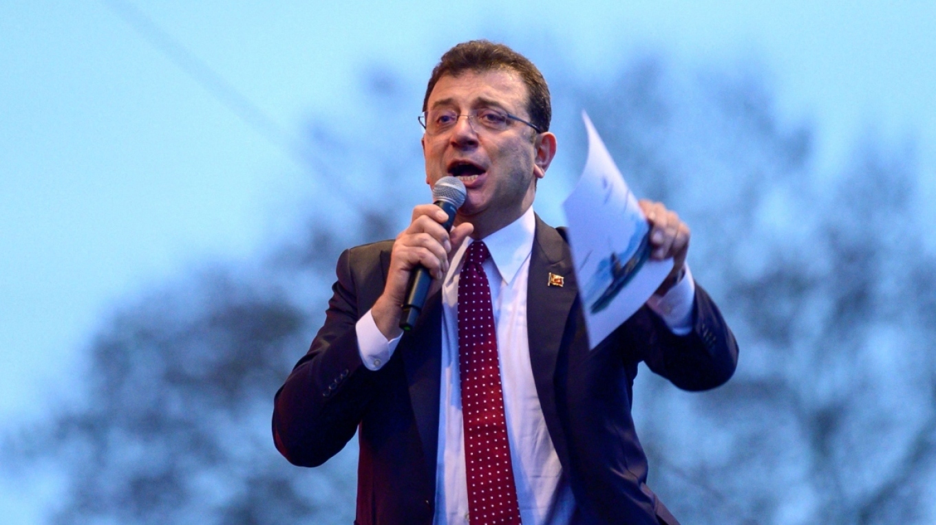 Ο Ιμάμογλου από τη φυλακή κερδίζει τον Ερντογάν στις δημοσκοπήσεις