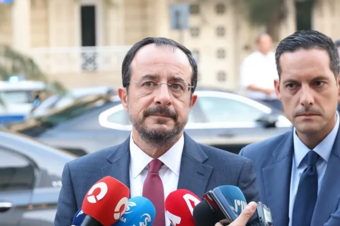 Απάντησε στην κριτική του ΑΚΕΛ ο ΠτΔ