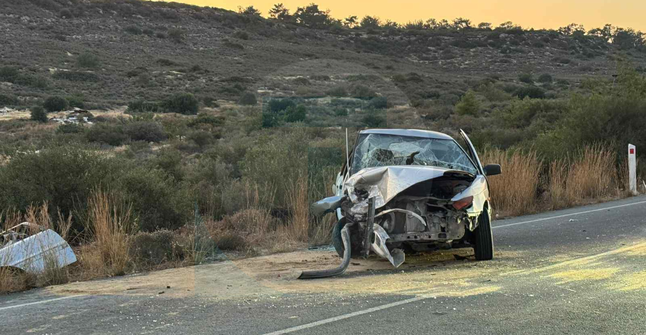 Σφοδρή σύγκρουση στο δρόμο Καντού – Κυβίδων: Σοβαρά στο νοσοκομείο ένα πρόσωπο