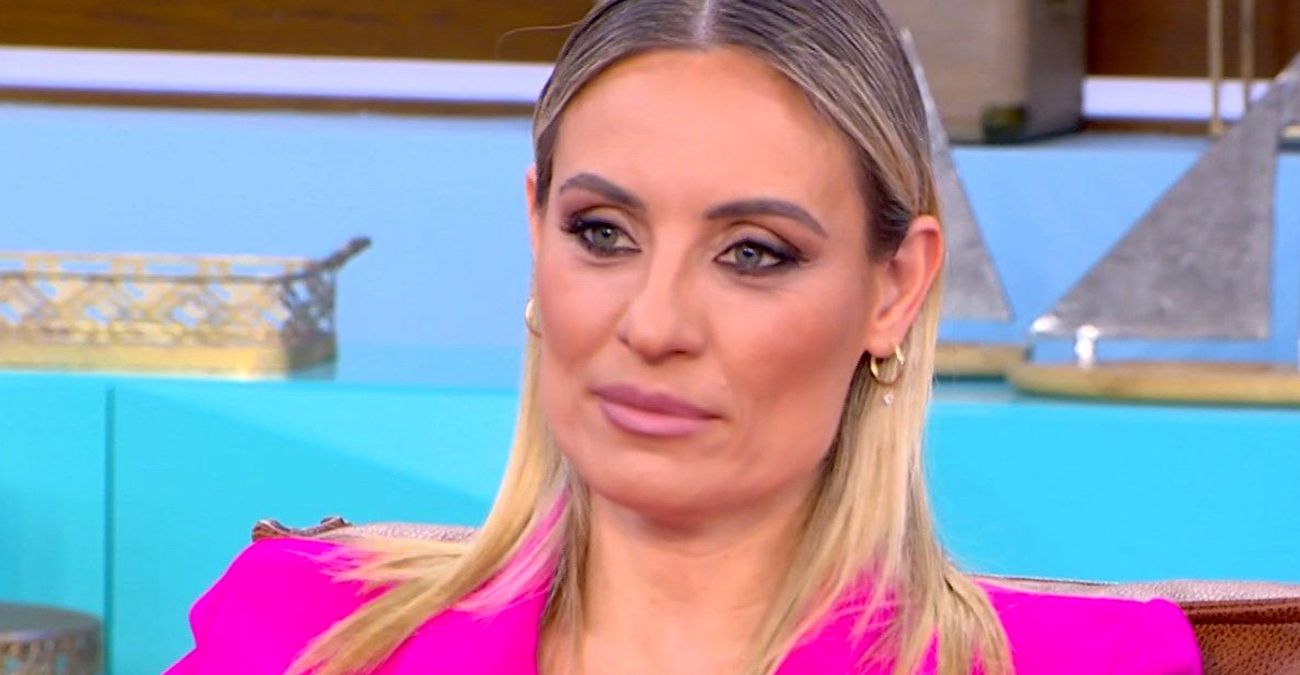 «Θα έπρεπε να ντρέπεσαι για όλα όσα πρεσβεύεις» «Θα έπρεπε να ντρέπεσαι για όλα όσα πρεσβεύεις»