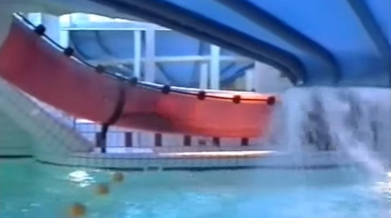 VIDEO: Η πιο επικίνδυνη για πνιγμό νερουτσουλήρθα στον κόσμο VIDEO: Η πιο επικίνδυνη για πνιγμό νερουτσουλήρθα στον κόσμο