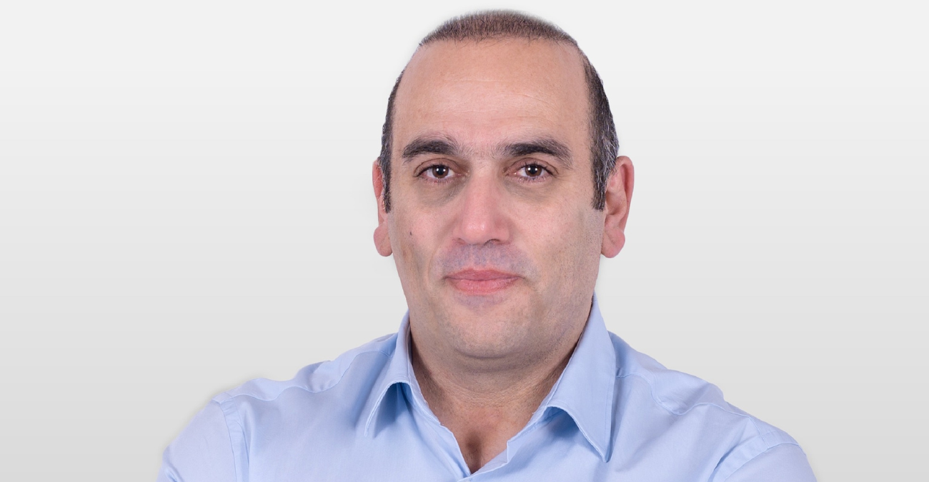 &Gamma;&iota;ά&nu;&nu;&eta;&sigmaf; &Kappa;&alpha;&rho;&omicron;ύ&sigma;&omicron;&sigmaf;: &laquo;&Eta; &pi;&epsilon;&rho;&iota;&phi;&epsilon;&rho;&epsilon;&iota;&alpha;&kappa;ή &alpha;&nu;ά&pi;&tau;&upsilon;&xi;&eta; &delta;&epsilon;&nu; &epsilon;&pi;&iota;&tau;&upsilon;&gamma;&chi;ά&nu;&epsilon;&tau;&alpha;&iota; &mu;&epsilon; &epsilon;&xi;&alpha;&gamma;&gamma;&epsilon;&lambda;ί&epsilon;&sigmaf; - &Pi;&alpha;&rho;&alpha;&tau;&eta;&rho;&epsilon;ί&tau;&alpha;&iota; &kappa;&alpha;&theta;&upsilon;&sigma;&tau;έ&rho;&eta;&sigma;&eta; &sigma;&tau;&eta;&nu; &upsilon;&lambda;&omicron;&pi;&omicron;ί&eta;&sigma;&eta; &delta;&rho;ό&mu;&omega;&nu;&raquo;