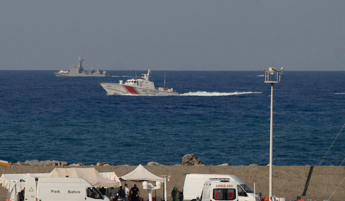 Αδιάλειπτα συνεχίζονται οι έρευνες ανοικτά της Κερύνειας για εντοπισμό αγνοουμένων