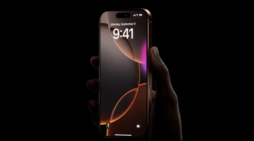 Οι συμμαχίες της Apple – Ποιος θα «φωτίσει» τα iPhone 17 Οι συμμαχίες της Apple – Ποιος θα «φωτίσει» τα iPhone 17