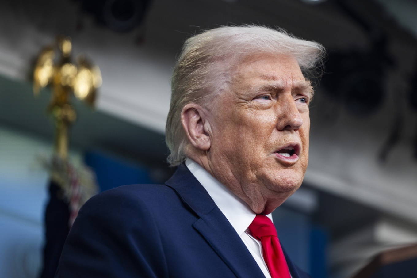 &Tau;&rho;&alpha;&mu;&pi;: &Tau;&omicron; &Iota;&rho;ά&nu; &delta;&epsilon;&nu; &mu;&pi;&omicron;&rho;&epsilon;ί &nu;&alpha; έ&chi;&epsilon;&iota; &pi;&upsilon;&rho;&eta;&nu;&iota;&kappa;ά, &delta;&epsilon;&nu; &epsilon;ί&mu;&alpha;&iota; &iota;&kappa;&alpha;&nu;&omicron;&pi;&omicron;&iota;&eta;&mu;έ&nu;&omicron;&sigmaf; &mu;&alpha;&zeta;ί &tau;&omicron;&upsilon;&sigmaf; &alpha;&lambda;&lambda;ά &omicron;&iota; &sigma;&upsilon;&zeta;&eta;&tau;ή&sigma;&epsilon;&iota;&sigmaf; &theta;&alpha; &sigma;&upsilon;&nu;&epsilon;&chi;&iota;&sigma;&tau;&omicron;ύ&nu;