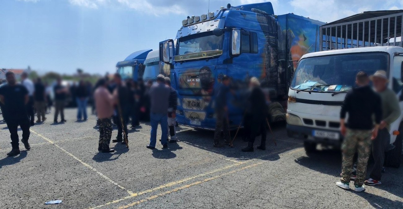 VIDEO: &laquo;&Mu;&pi;&lambda;ό&kappa;o&raquo; &alpha;&pi;ό &kappa;&tau;&eta;&nu;&omicron;&tau;&rho;ό&phi;&omicron;&upsilon;&sigmaf; - &Beta;&rho;&omicron;&nu;&tau;&epsilon;&rho;ό &laquo;ό&chi;&iota;&raquo; &sigma;&tau;&iota;&sigmaf; &theta;&alpha;&nu;&alpha;&tau;ώ&sigma;&epsilon;&iota;&sigmaf; &zeta;ώ&omega;&nu;