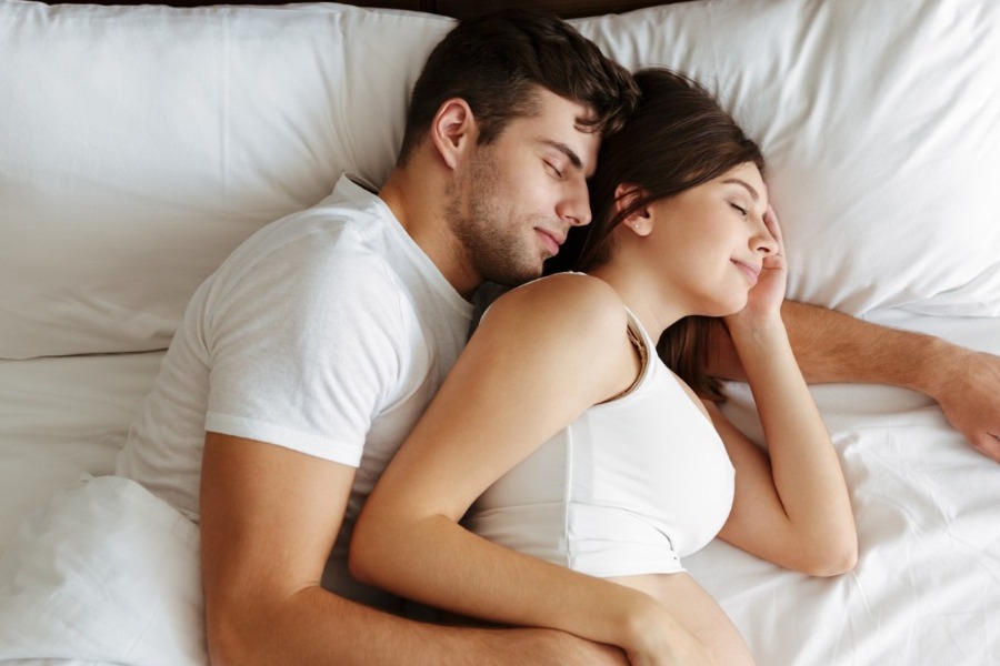 Γιατί δεν πρέπει να φοράτε εσώρουχα μετά... την «πράξη» - Υπάρχει σημαντικός λόγος υγείας