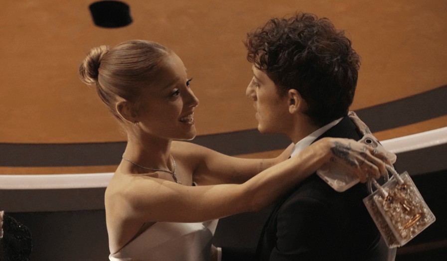 Ariana Grande – Ethan Slater: Οριστικός ο χωρισμός