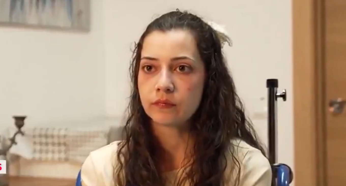 VIDEO: H τραγική ιστορία της 25χρονης θα κάνει ευθανασία - Ο ομαδικός βιασμός, η βουτιά στο κενό που την άφησε παραπληγική και η έκκληση «θέλω να πεθάνω όμορφη»