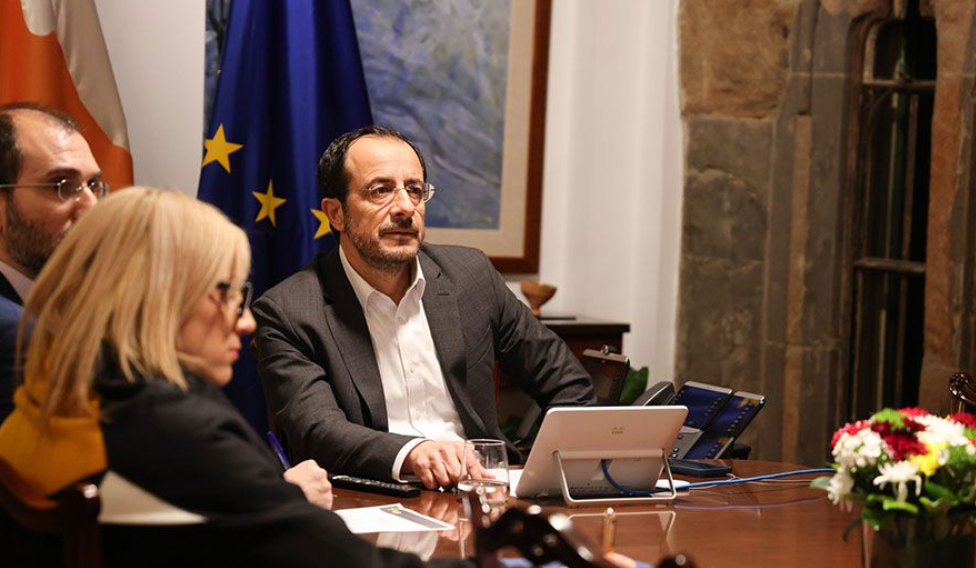 &Pi;&tau;&Delta;: &Sigma;&upsilon;&mu;&mu;&epsilon;&tau;&epsilon;ί&chi;&epsilon; &sigma;&epsilon; &tau;&eta;&lambda;&epsilon;&delta;&iota;ά&sigma;&kappa;&epsilon;&psi;&eta; &tau;&omicron;&upsilon; &Epsilon;&Lambda;&Kappa; &epsilon;&nu;ό&psi;&epsilon;&iota; έ&kappa;&tau;&alpha;&kappa;&tau;&omicron;&upsilon; &Epsilon;&upsilon;&rho;&omega;&pi;&alpha;ϊ&kappa;&omicron;ύ &Sigma;&upsilon;&mu;&beta;&omicron;&upsilon;&lambda;ί&omicron;&upsilon;