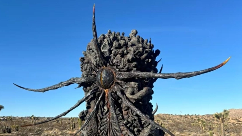 Ανατριχιαστικό: Ανατριχιαστική κατασκευή με «νεκρά» σώματα