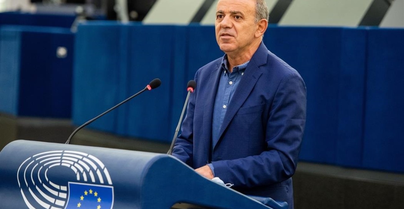 Πρωτοβουλίες Κώστα Μαυρίδη ενόψει της Προεδρίας του Συμβουλίου της ΕΕ – Στο επίκεντρο η άμυνα και η στέγαση Πρωτοβουλίες Κώστα Μαυρίδη ενόψει της Προεδρίας του Συμβουλίου της ΕΕ – Στο επίκεντρο η άμυνα και η στέγαση