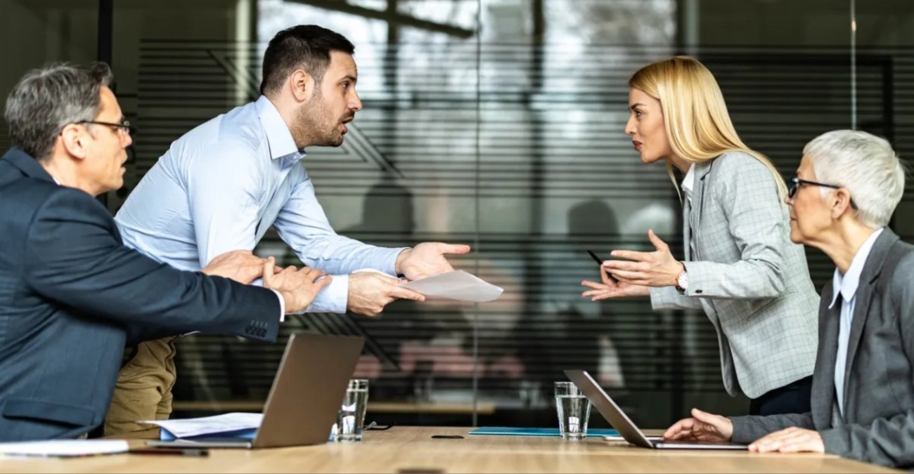 Ποιες είναι οι τοξικές σχέσεις που μας γερνούν πριν την ώρα μας