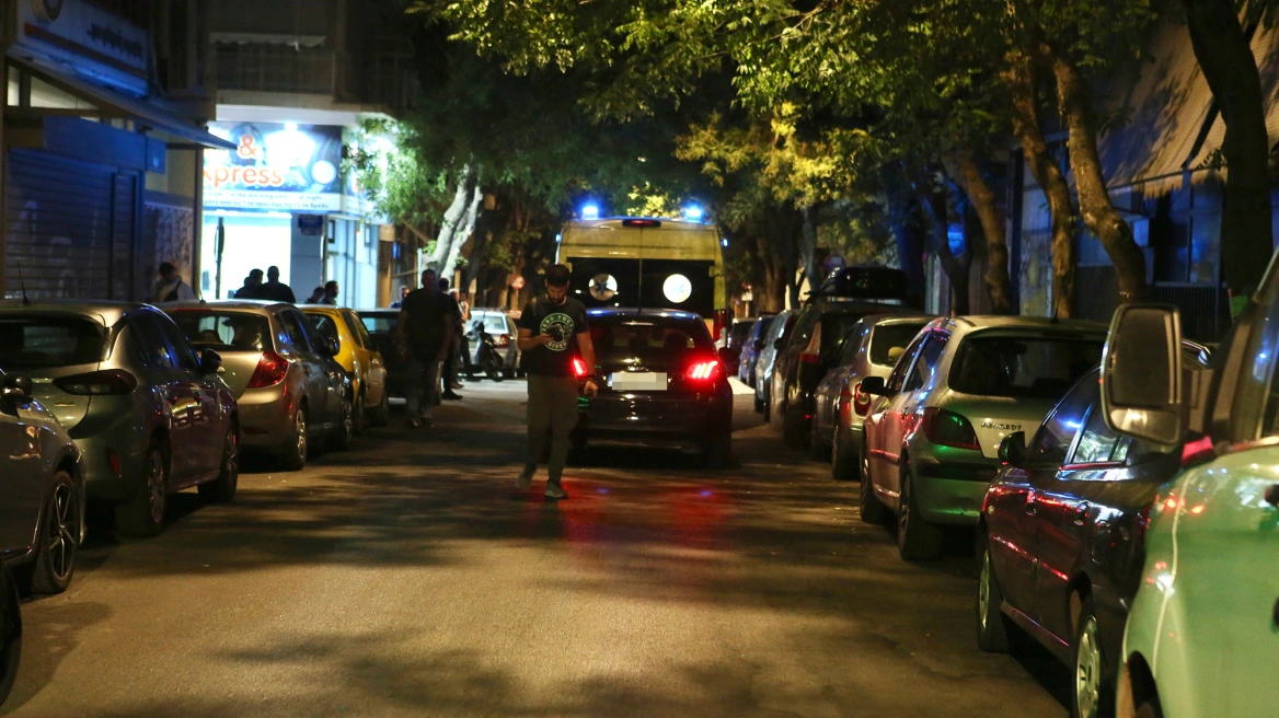 Νεκρός άνδρας με τραύμα στο κεφάλι από πυροβόλο όπλο στον Άγιο Παντελεήμονα