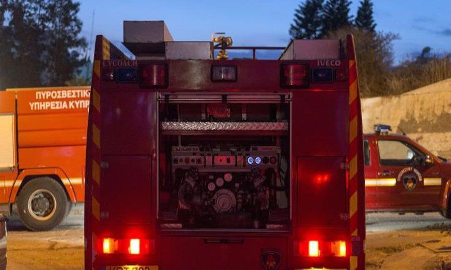 Κιόσκι «τυλίχθηκε» στις φλόγες στη Λεμεσό – Καταστράφηκε ολοσχερώς