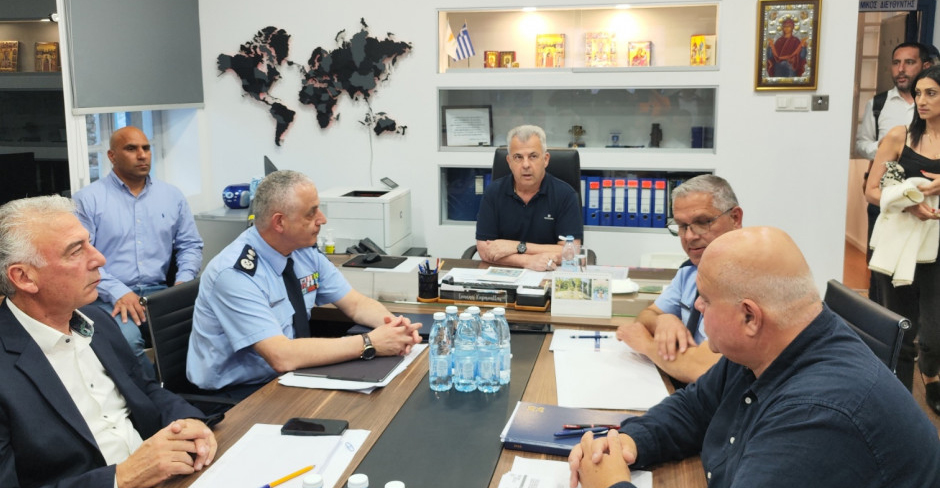 &Tau;&omicron;&hellip; &xi;έ&kappa;&omicron;&psi;&epsilon; &omicron; &Phi;&upsilon;&tau;&iota;&rho;ή&sigmaf; &sigma;&tau;&omicron;&upsilon;&sigmaf; &kappa;&tau;&eta;&nu;&omicron;&tau;&rho;ό&phi;&omicron;&upsilon;&sigmaf; &ndash; &laquo;&Delta;&epsilon;&nu; &theta;&alpha; &epsilon;&pi;&eta;&rho;&epsilon;&alpha;&sigma;&tau;&epsilon;ί &eta; &delta;&iota;&alpha;&kappa;ί&nu;&eta;&sigma;&eta; &tau;&omega;&nu; &pi;&omicron;&lambda;&iota;&tau;ώ&nu;, &theta;&alpha; &alpha;&pi;&omicron;&tau;&rho;&alpha;&pi;&omicron;ύ&nu; &alpha;&nu; &delta;&omicron;&kappa;&iota;&mu;ά&sigma;&omicron;&upsilon;&nu; &nu;&alpha; &kappa;&lambda;&epsilon;ί&sigma;&omicron;&upsilon;&nu; &tau;&omicron;&nu; &delta;&rho;ό&mu;&omicron;&raquo;