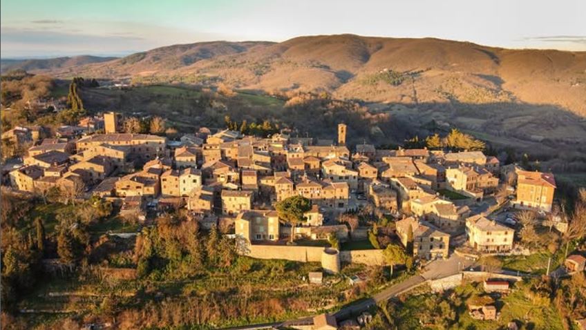 Είχατε πάντα το όνειρο να ζήσετε στην Ιταλία; Ιδού η ευκαιρία Είχατε πάντα το όνειρο να ζήσετε στην Ιταλία; Ιδού η ευκαιρία