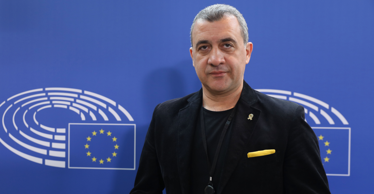 &Psi;ή&phi;&iota;&sigma;&mu;&alpha; &sigma;&tau;&omicron; &Epsilon;&upsilon;&rho;&omega;&kappa;&omicron;&iota;&nu;&omicron;&beta;&omicron;ύ&lambda;&iota;&omicron; &mu;&epsilon; &pi;&rho;&omega;&tau;&omicron;&beta;&omicron;&upsilon;&lambda;ί&alpha; &Phi;&omicron;&upsilon;&rho;&lambda;ά &gamma;&iota;&alpha; &tau;&iota;&sigmaf; &kappa;&alpha;&kappa;&omicron;&pi;&omicron;&iota;&eta;&mu;έ&nu;&epsilon;&sigmaf; &gamma;&upsilon;&nu;&alpha;ί&kappa;&epsilon;&sigmaf; &tau;&eta;&sigmaf; &epsilon;&iota;&sigma;&beta;&omicron;&lambda;ή&sigmaf;