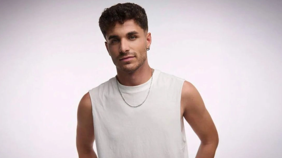 &Sigma;&tau;έ&phi;&alpha;&nu;&omicron;&sigmaf; &Pi;&alpha;&pi;&alpha;&delta;ό&pi;&omicron;&upsilon;&lambda;&omicron;&sigmaf;: &Omicron; 21&chi;&rho;&omicron;&nu;&omicron;&sigmaf; &pi;&omicron;&upsilon; &mu;ή&nu;&upsilon;&sigma;&epsilon; &tau;&omicron;&nu; &Gamma;&iota;ώ&rho;&gamma;&omicron; &Mu;&alpha;&zeta;&omega;&nu;ά&kappa;&eta; &theta;&alpha; &kappa;&alpha;&tau;&omicron;&nu;&omicron;&mu;ά&sigma;&epsilon;&iota; &pi;&omicron;&iota;ό&sigmaf; &alpha;&pi;&omicron;&pi;&epsilon;&iota;&rho;ά&theta;&eta;&kappa;&epsilon; &nu;&alpha; &tau;&omicron;&nu; &delta;&omega;&rho;&omicron;&delta;&omicron;&kappa;ή&sigma;&epsilon;&iota;