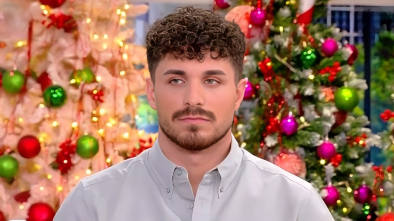 Η πρώτη αντίδραση μετά την απόλυσή του – «Τα έμαθα όλα από την τηλεόραση»