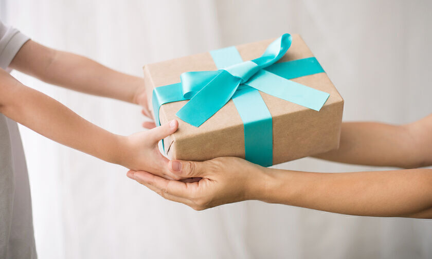 Εορτολόγιο: Ποιοι γιορτάζουν σήμερα Μ. Σάββατο 11 Απριλίου - Μην ξεχάσετε να τους ευχηθείτε - Ποια Παγκόσμια ημέρα τιμούμε