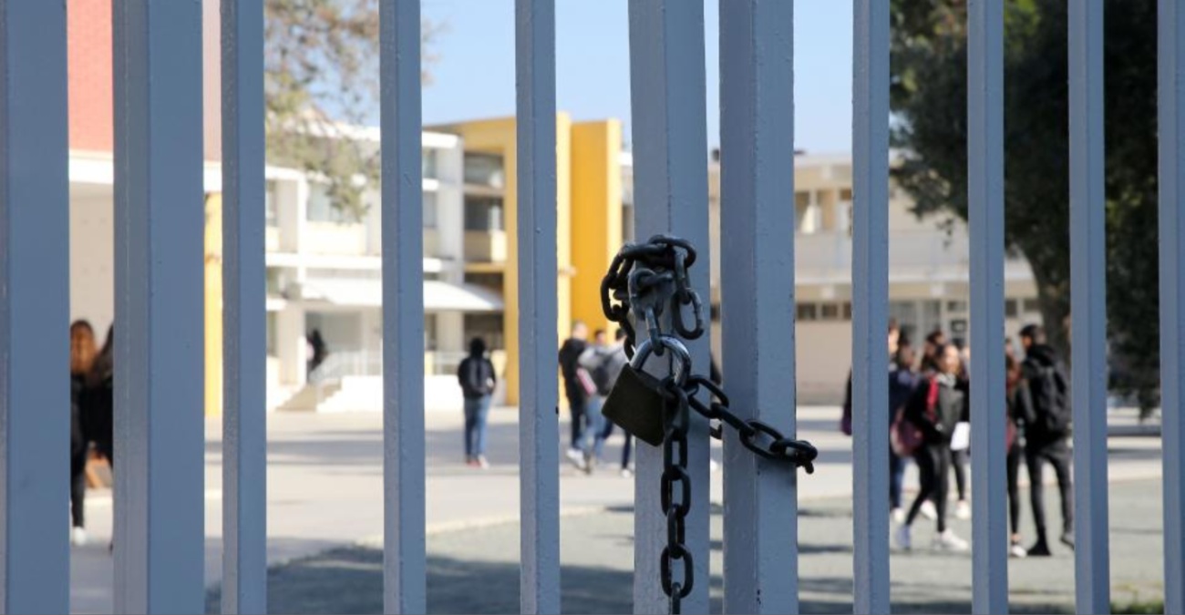 VIDEO - Έντονες σκηνές σε γυμνάσιο: Αποχώρησε καθηγητής - «Δέχθηκα bullying» - Καταγγελία στην Αστυνομία
