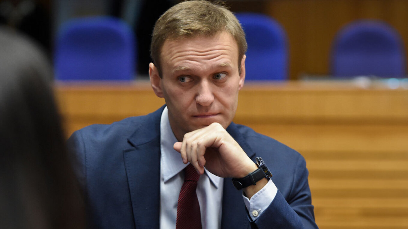 &laquo;&Delta;&omicron;&lambda;&omicron;&phi;&omicron;&nu;&iota;&kappa;ή &pi;&rho;ό&theta;&epsilon;&sigma;&eta; &Pi;&omicron;ύ&tau;&iota;&nu;&raquo;: &Pi;&rho;ό&sigma;&theta;&epsilon;&tau;&epsilon;&sigmaf; &kappa;&upsilon;&rho;ώ&sigma;&epsilon;&iota;&sigmaf; &kappa;&alpha;&tau;ά &tau;&eta;&sigmaf; &Rho;&omega;&sigma;ί&alpha;&sigmaf; &mu;&epsilon;&tau;ά &tau;&iota;&sigmaf; &alpha;&pi;&omicron;&kappa;&alpha;&lambda;ύ&psi;&epsilon;&iota;&sigmaf; &gamma;&iota;&alpha; &tau;&omicron;&nu; &theta;ά&nu;&alpha;&tau;&omicron; &Nu;&alpha;&beta;ά&lambda;&nu;&iota; &epsilon;&xi;&epsilon;&tau;ά&zeta;&epsilon;&iota; &eta; &Beta;&rho;&epsilon;&tau;&alpha;&nu;ί&alpha;