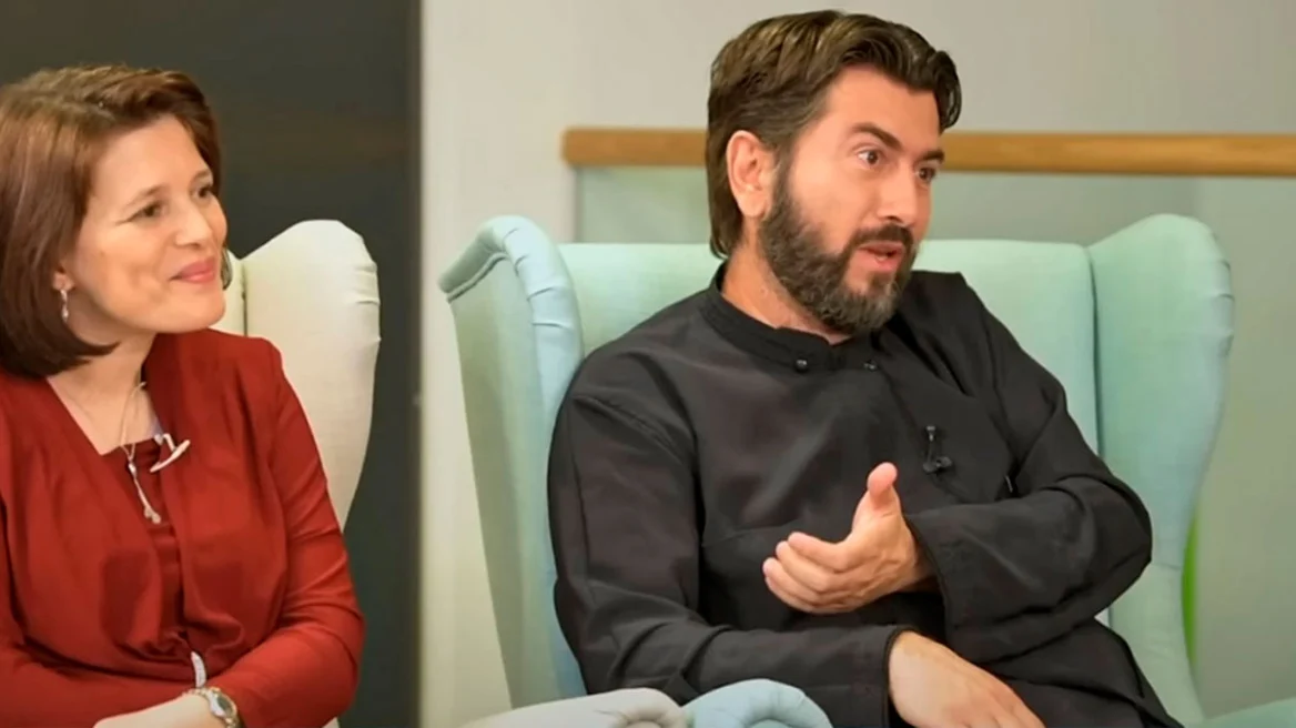 &laquo;&Kappa;&alpha;&tau;&alpha;&pi;έ&lambda;&tau;&eta;&sigmaf;&raquo; &omicron; &epsilon;&iota;&sigma;&alpha;&gamma;&gamma;&epsilon;&lambda;έ&alpha;&sigmaf; &gamma;&iota;&alpha; &pi;&alpha;&tau;έ&rho;&alpha; &Alpha;&nu;&tau;ώ&nu;&iota;&omicron; &kappa;&alpha;&iota; &pi;&rho;&epsilon;&sigma;&beta;&upsilon;&tau;έ&rho;&alpha; - &Zeta;&eta;&tau;ά &tau;&eta;&nu; &pi;&alpha;&rho;&alpha;&pi;&omicron;&mu;&pi;ή &tau;&omicron;&upsilon;&sigmaf; &sigma;&epsilon; &delta;ί&kappa;&eta; &gamma;&iota;&alpha; &tau;&alpha; &omicron;&iota;&kappa;&omicron;&nu;&omicron;&mu;&iota;&kappa;ά &tau;&eta;&sigmaf; &Kappa;&iota;&beta;&omega;&tau;&omicron;ύ &tau;&omicron;&upsilon; &Kappa;ό&sigma;&mu;&omicron;&upsilon;