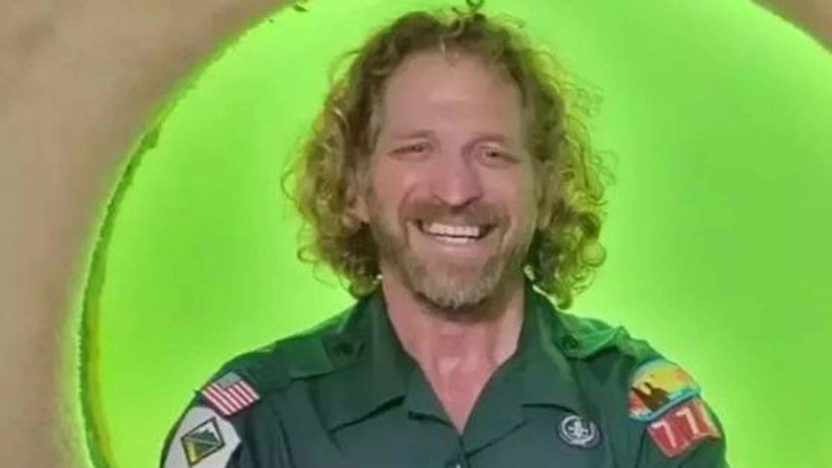 Video: Ά&nu;&delta;&rho;&alpha;&sigmaf; έ&zeta;&eta;&sigma;&epsilon; 100 &eta;&mu;έ&rho;&epsilon;&sigmaf; &kappa;ά&tau;&omega; &alpha;&pi;ό &tau;&omicron; &nu;&epsilon;&rho;ό - &Eta; &tau;&epsilon;&rho;ά&sigma;&tau;&iota;&alpha; &alpha;&lambda;&lambda;&alpha;&gamma;ή &sigma;&tau;&omicron; &sigma;ώ&mu;&alpha; &tau;&omicron;&upsilon;