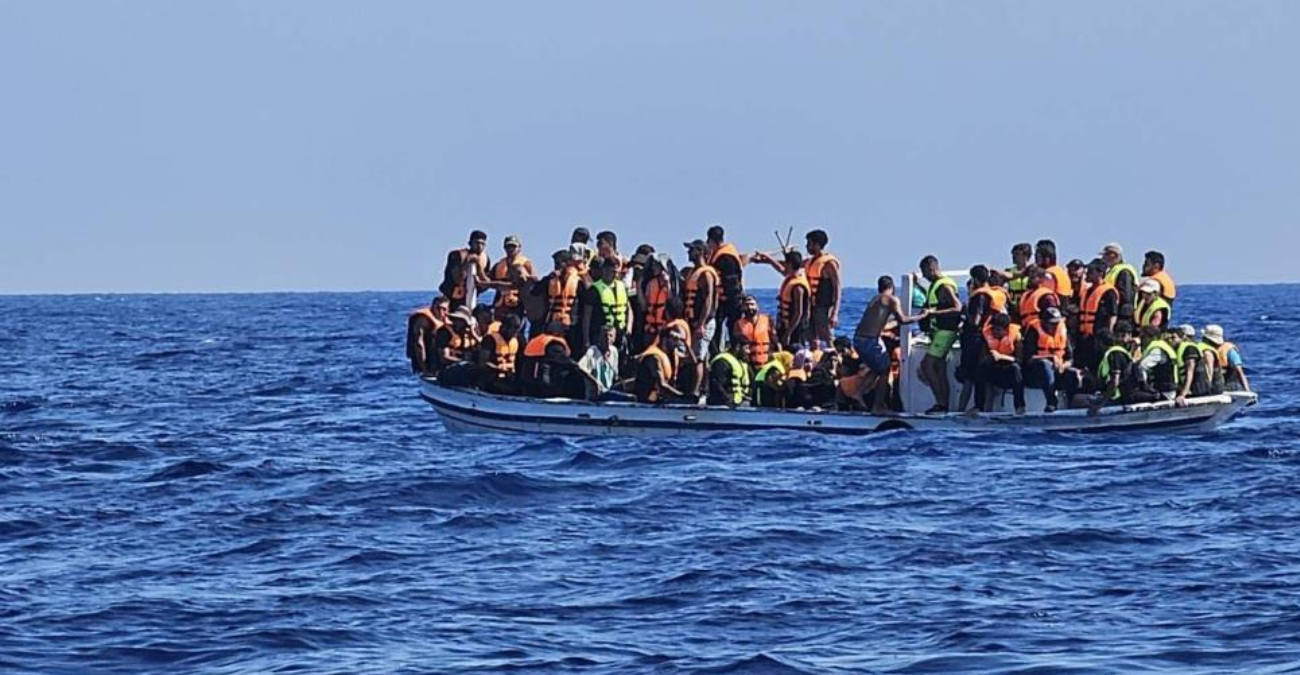 Εντοπίστηκαν 21 Σύριοι μετανάστες ανοιχτά του Κάβο Γκρέκο – Σύλληψη 33χρονου διακινητή