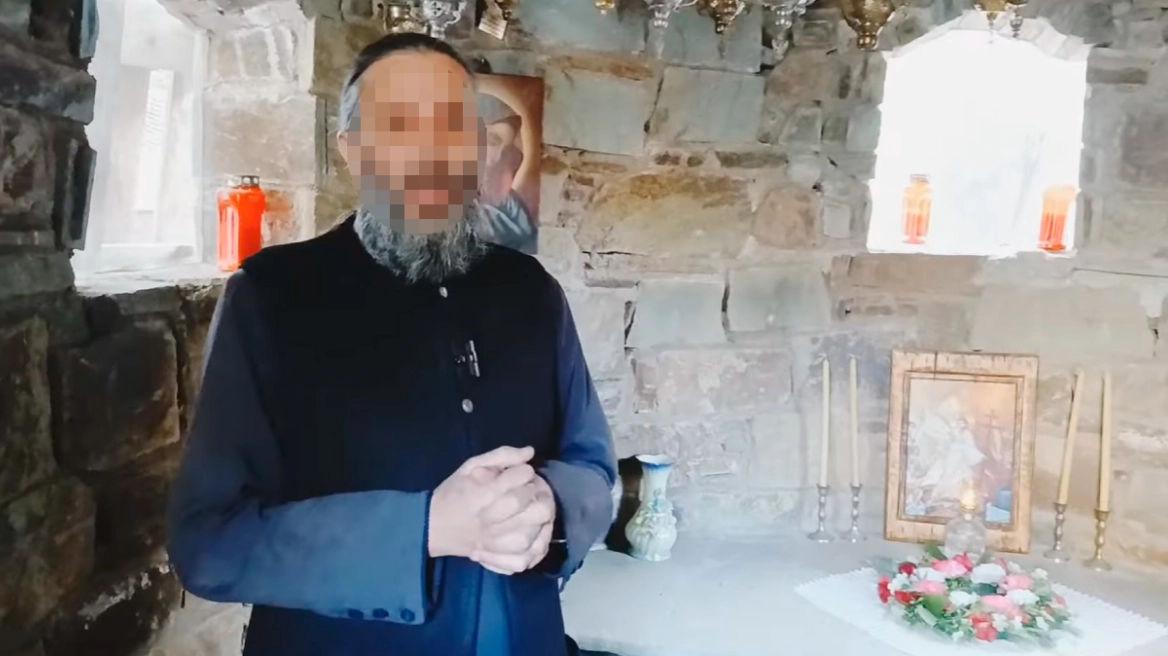 Συμμετείχε και σε διακίνηση παράνομων μεταναστών