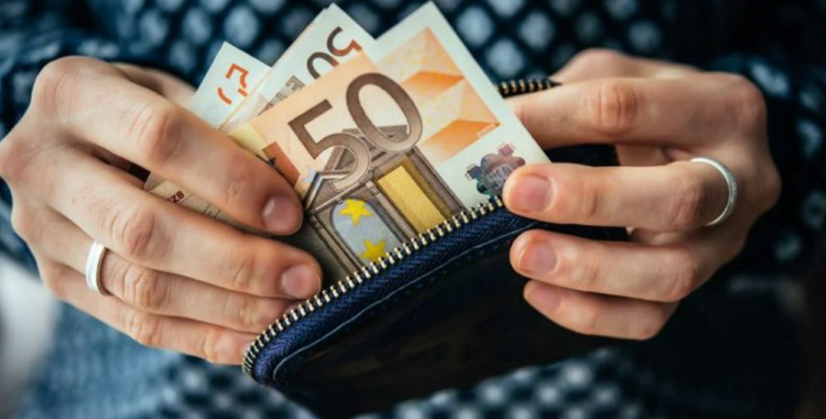 Πρώτη συνεδρία του Εργατικού Συμβουλευτικού Σώματος υπό τον Μ. Μουσιούττα