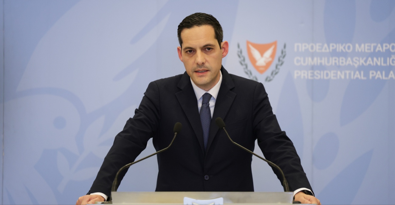&Lambda;&epsilon;&tau;&upsilon;&mu;&pi;&iota;ώ&tau;&eta;&sigmaf;: &laquo;Ό&chi;&iota; &sigma;&epsilon; &delta;&eta;&mu;&iota;&omicron;&upsilon;&rho;&gamma;&iota;&kappa;έ&sigmaf; &alpha;&sigma;ά&phi;&epsilon;&iota;&epsilon;&sigmaf; &kappa;&alpha;&iota; &chi;&alpha;&lambda;&alpha;&rho;έ&sigmaf; &lambda;ύ&sigma;&epsilon;&iota;&sigmaf;&raquo; &ndash; &Tau;&omicron; &pi;&alpha;&rho;&alpha;&sigma;&kappa;ή&nu;&iota;&omicron; &gamma;&iota;&alpha; &tau;&omicron; &Kappa;&upsilon;&pi;&rho;&iota;&alpha;&kappa;ό &kappa;&alpha;&iota; &eta; &alpha;&pi;ά&nu;&tau;&eta;&sigma;&eta; &sigma;&tau;&omicron;&nu; &Phi;&iota;&nu;&tau;ά&nu;