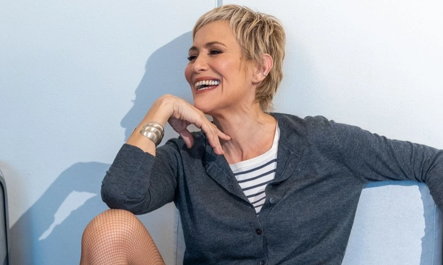 &Kappa;&omega;&nu;&sigma;&tau;&alpha;&nu;&tau;ί&nu;&alpha; &Mu;&iota;&chi;&alpha;ή&lambda;: &Omicron; &chi;&rho;ό&nu;&omicron;&sigmaf; &epsilon;ί&nu;&alpha;&iota; &epsilon;&pi;&iota;&nu;ό&eta;&sigma;&eta;, έ&nu;&alpha; &nu;&omicron;ύ&mu;&epsilon;&rho;&omicron;. &Epsilon;&gamma;ώ &pi;&alpha;&rho;&alpha;&mu;έ&nu;&omega; &alpha;&nu;ή&sigma;&upsilon;&chi;&omicron; &pi;&nu;&epsilon;ύ&mu;&alpha;