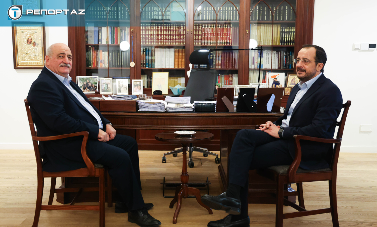 Η στρατηγική της κυβέρνησης και η επανατοποθέτηση στον κεντρώο χώρο